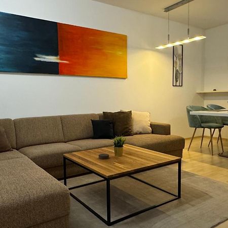 City Apartement Linz Fuer 5 Gaeste Mit Self-Checkin Und Kueche Ngoại thất bức ảnh