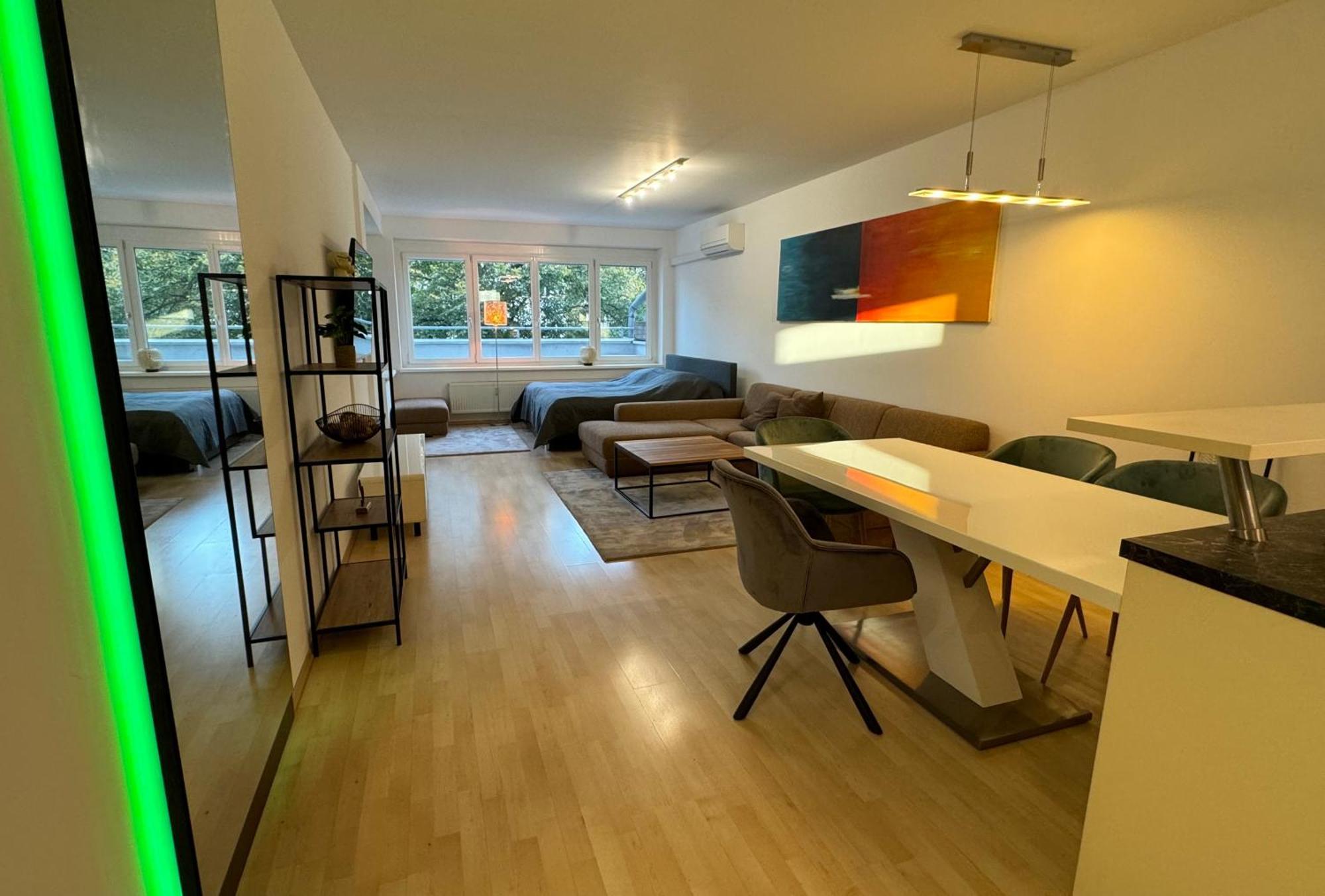 City Apartement Linz Fuer 5 Gaeste Mit Self-Checkin Und Kueche Ngoại thất bức ảnh