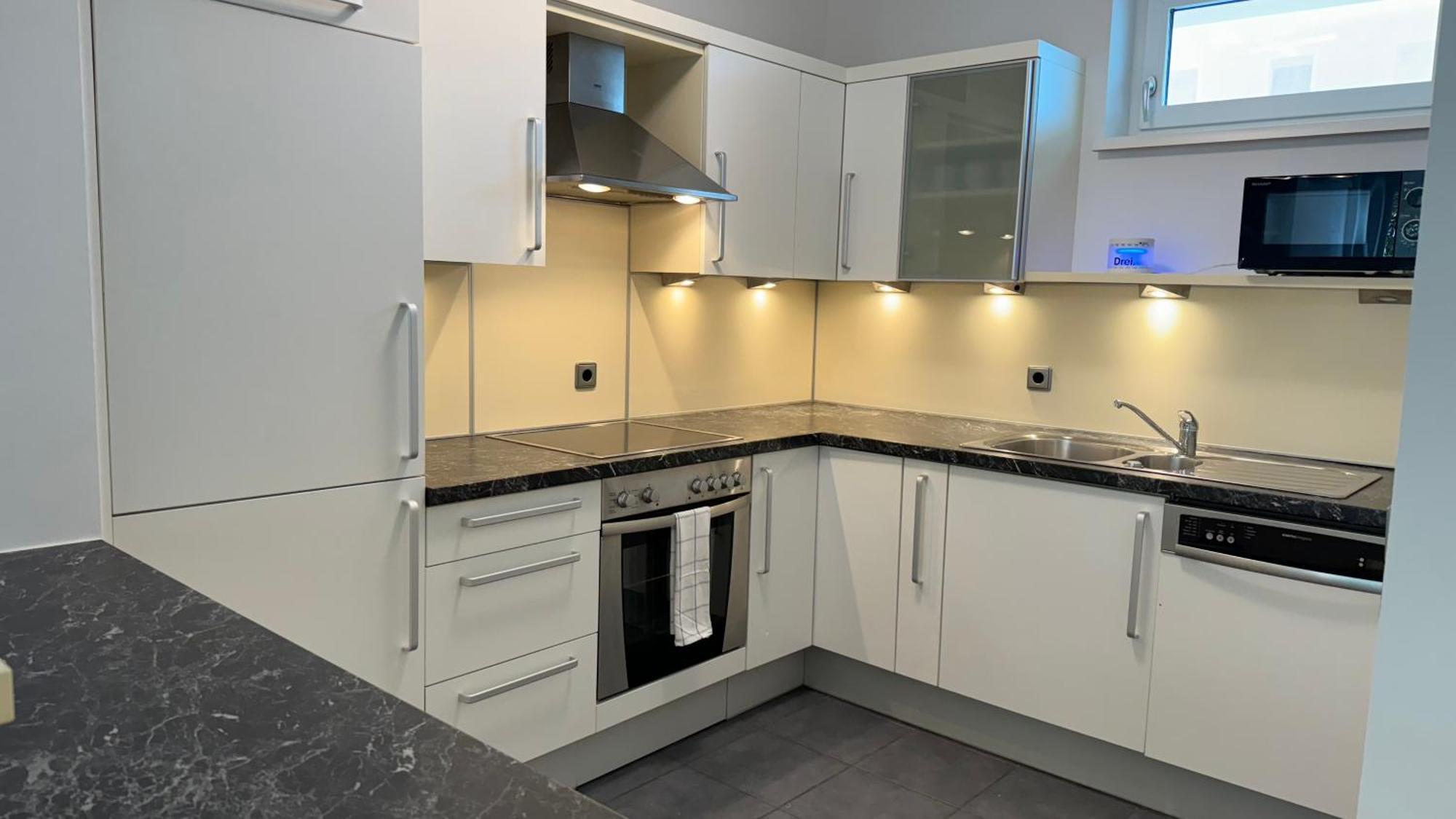 City Apartement Linz Fuer 5 Gaeste Mit Self-Checkin Und Kueche Ngoại thất bức ảnh