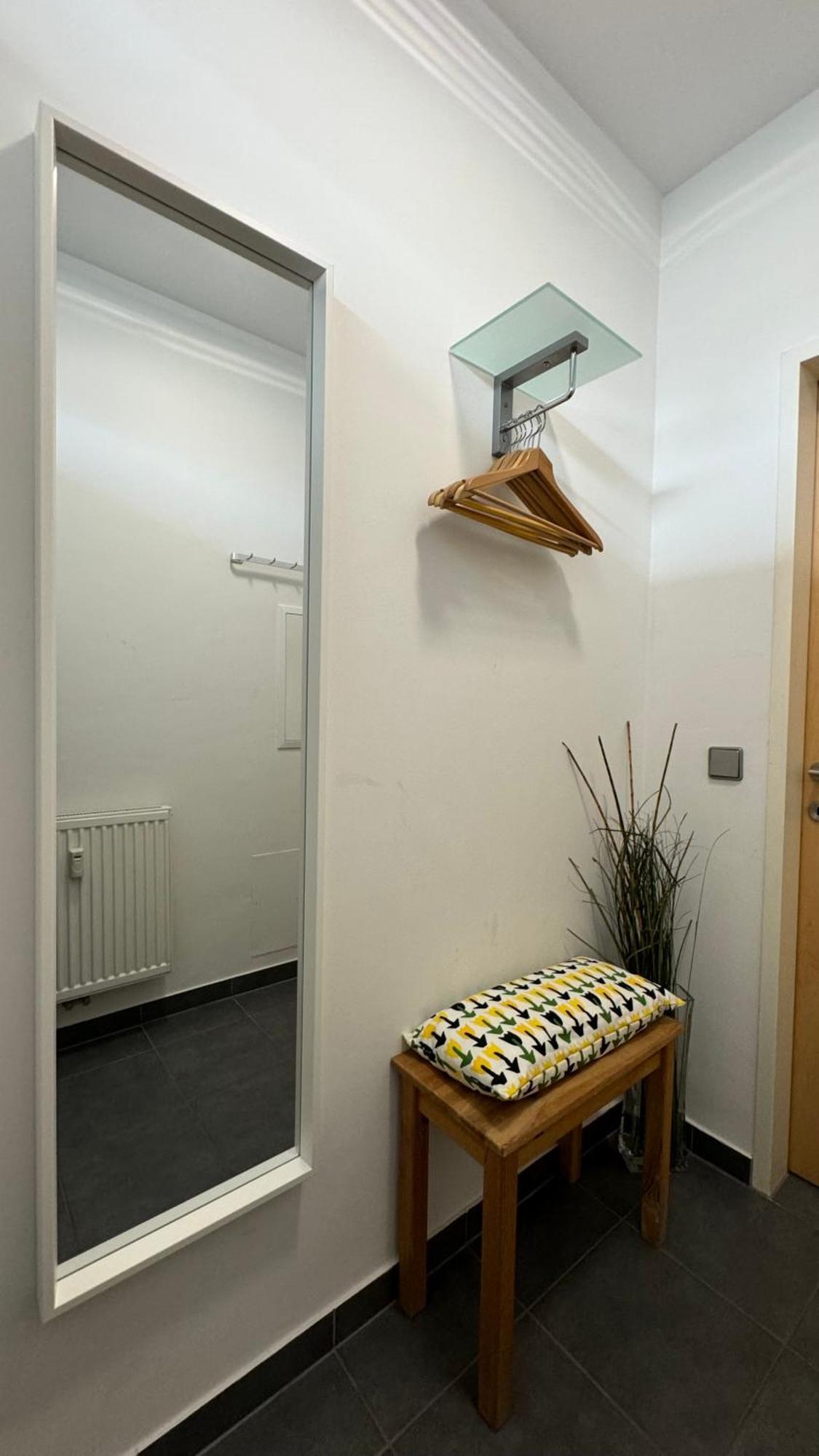 City Apartement Linz Fuer 5 Gaeste Mit Self-Checkin Und Kueche Ngoại thất bức ảnh