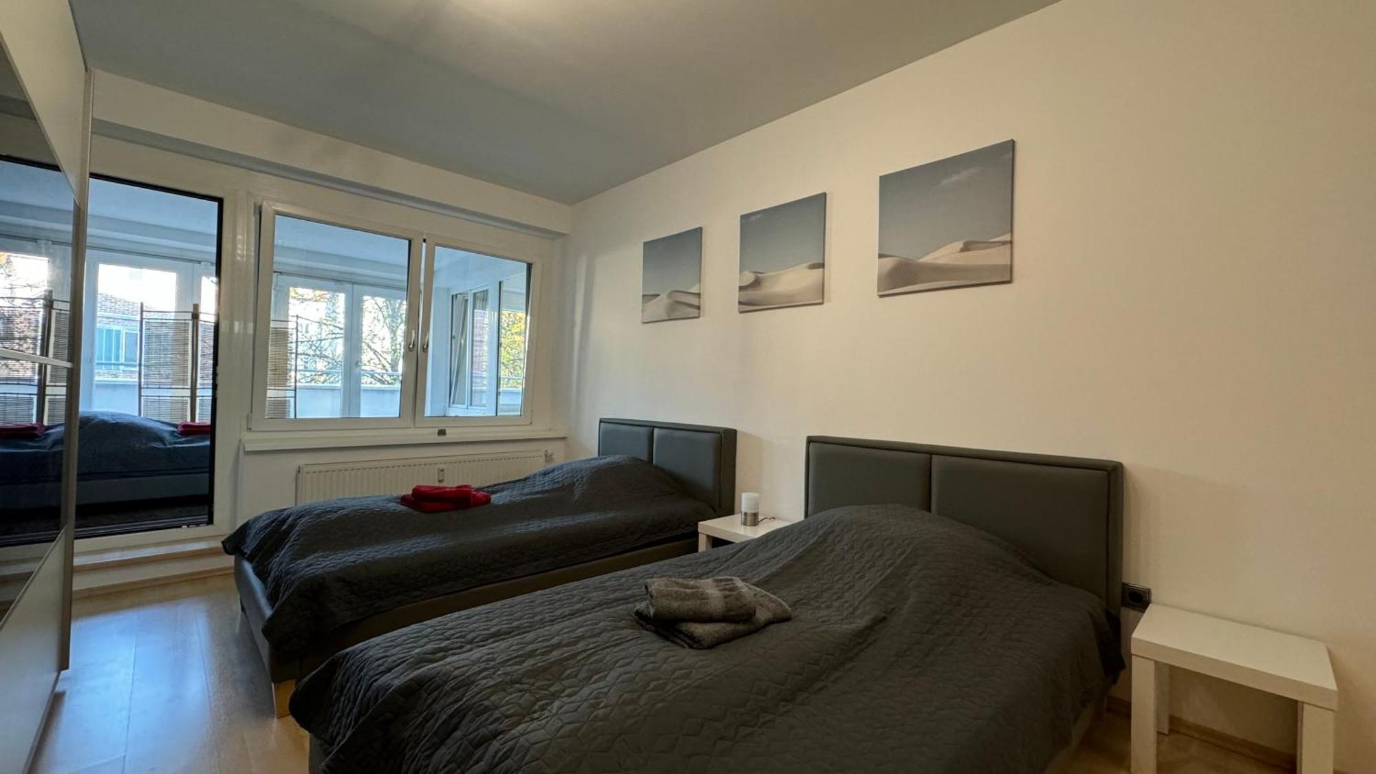 City Apartement Linz Fuer 5 Gaeste Mit Self-Checkin Und Kueche Ngoại thất bức ảnh