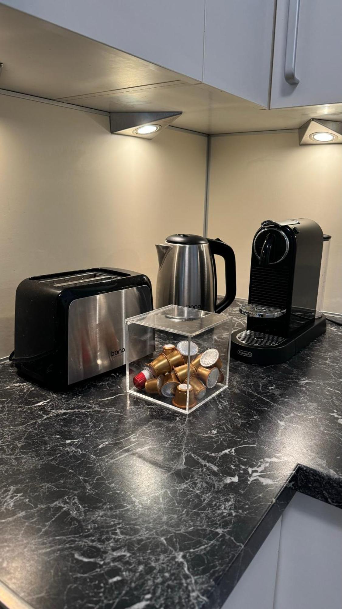 City Apartement Linz Fuer 5 Gaeste Mit Self-Checkin Und Kueche Ngoại thất bức ảnh